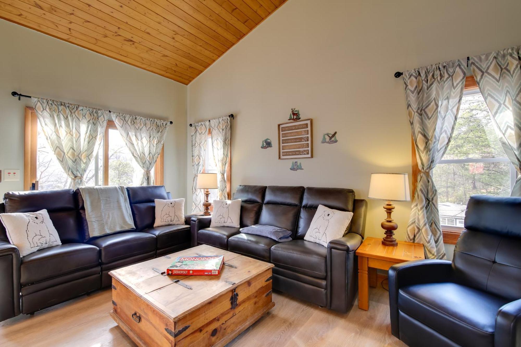 Gatlinburg Mountain Cabin With Hot Tub, Deck And Games Ngoại thất bức ảnh